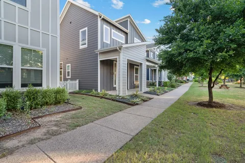 $3,250 | 3710 Prague Mews, Dallas, TX 75236