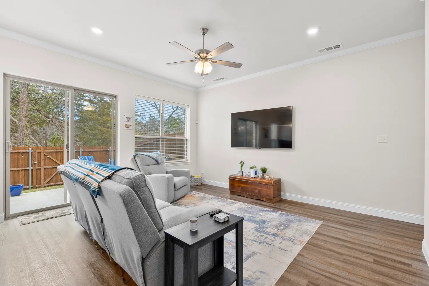 $369,900 | 6329 Mason Court, Dallas, TX 75227