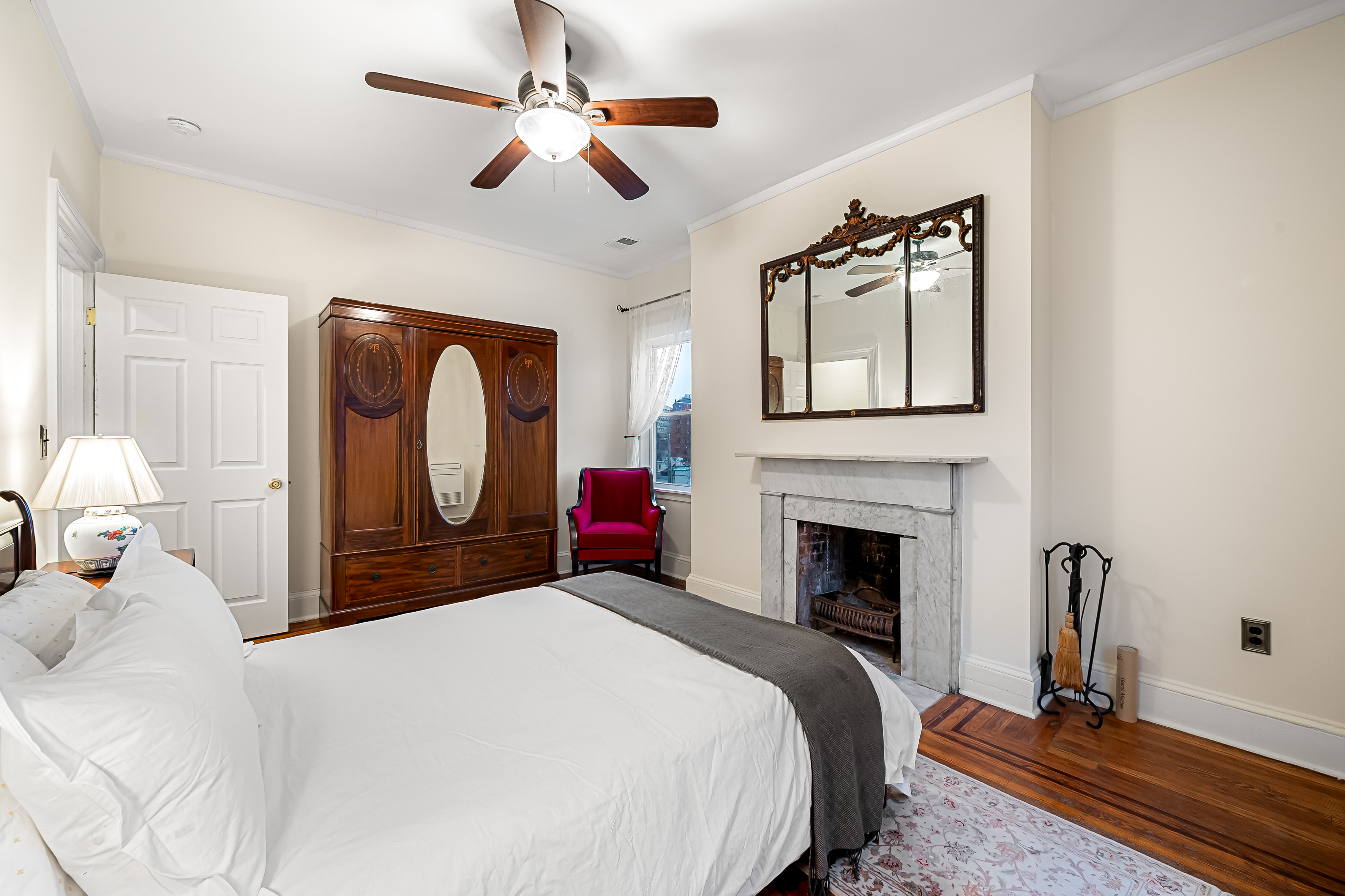 16 West Read Street Baltimore, MD 21201 - Photo 46 of 71