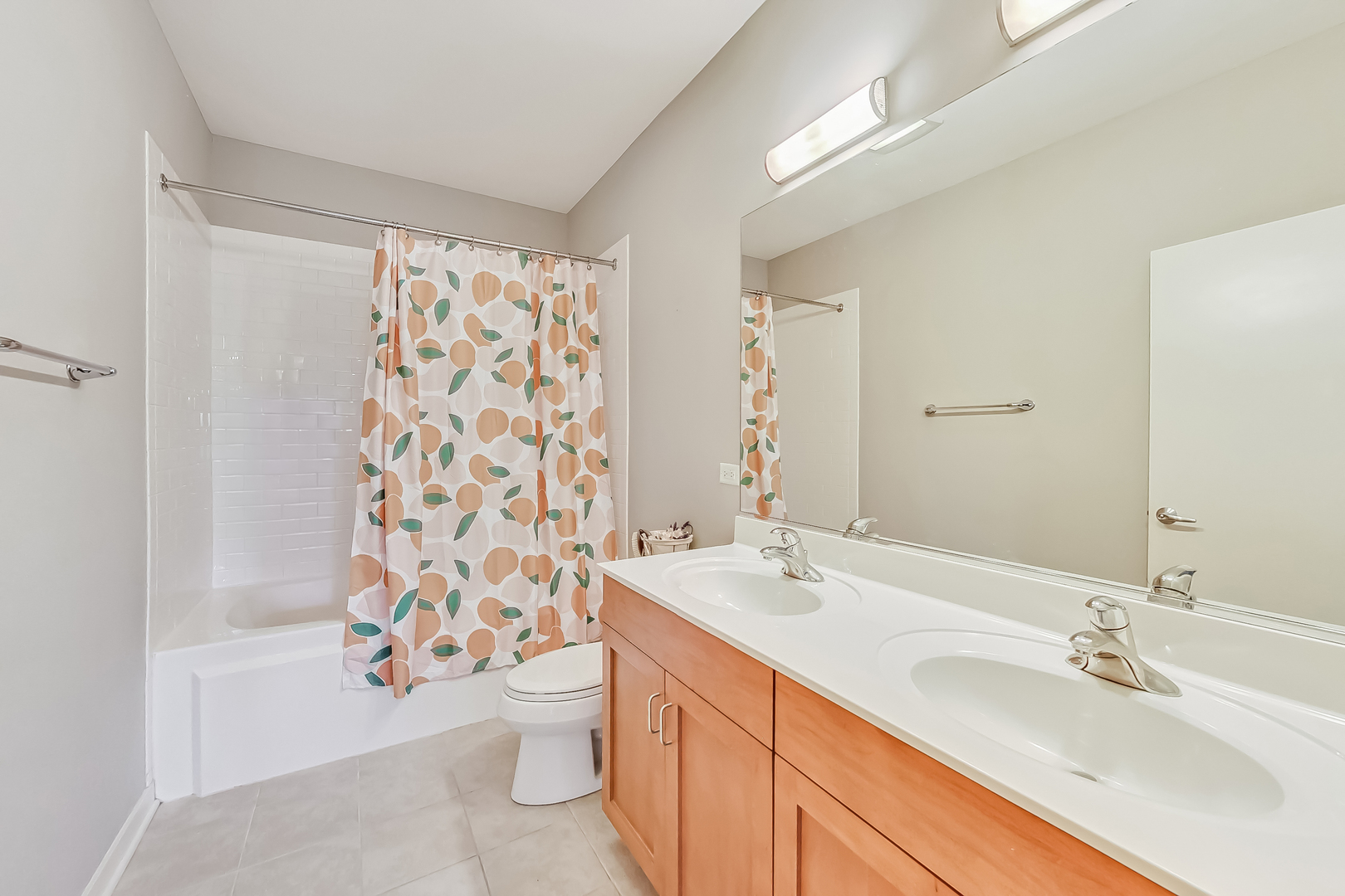 1155 West Roosevelt Road, Unit 304 Chicago, IL 60608 - Photo 27 of 35
