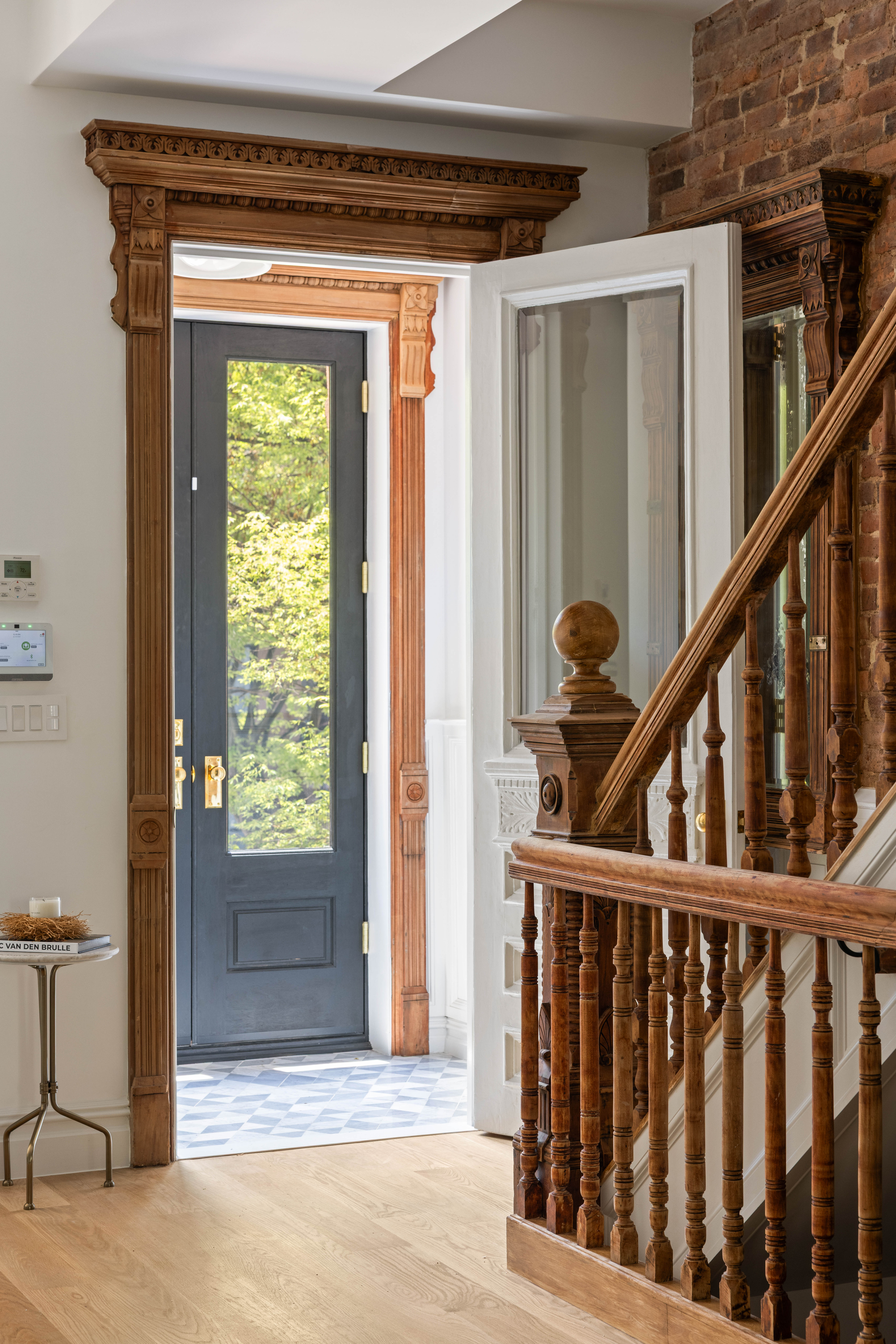 521 Monroe Street, Unit TWNHS Brooklyn, NY 11221 - Photo 9 of 17 a view of an entryway