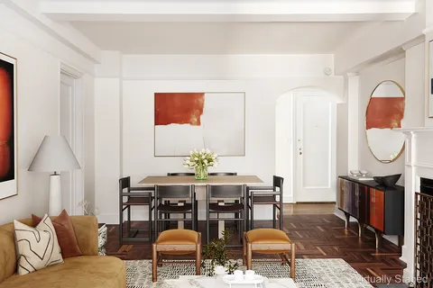 $1,300,000 | 151 East 83rd Street, Unit 5E | Upper East Side