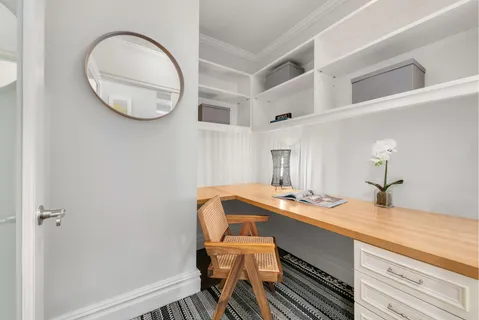 $1,295,000 | 3 Hanover Square, Unit 17C | Financial District