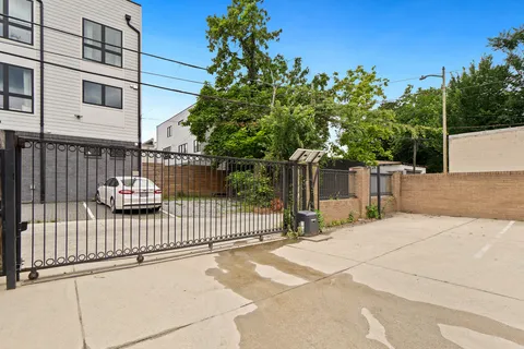 $625,000 | 732 Lamont Street Northwest, Unit 203, Washington, DC 20010