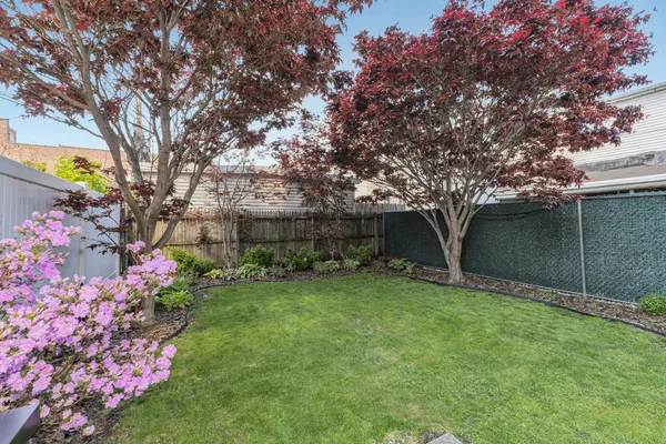 $2,100,000 | 319 Humboldt Street, Unit 1B | Williamsburg
