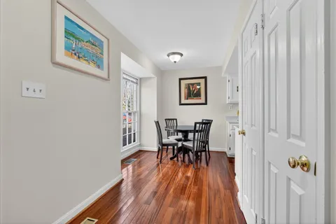 $390,000 | 20017 Spur Hill Drive, Gaithersburg, MD 20886