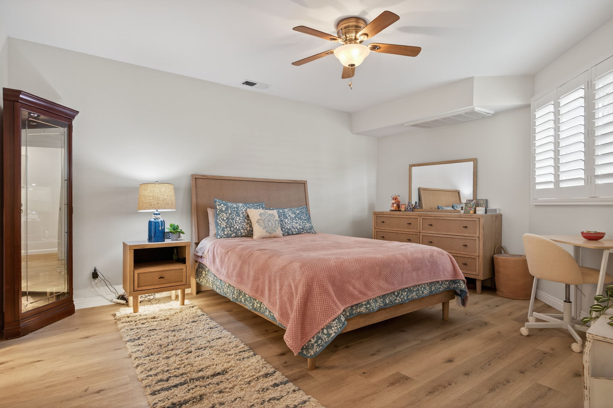 1251 Mandalay Beach Road Oxnard, CA 93035 - Photo 12 of 24