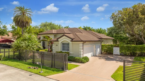 $1,735,000 | 14831 Southwest 95th Court, Miami, FL 33176