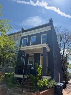 $915,000 | 1425 C Street Northeast, Washington, DC 20002