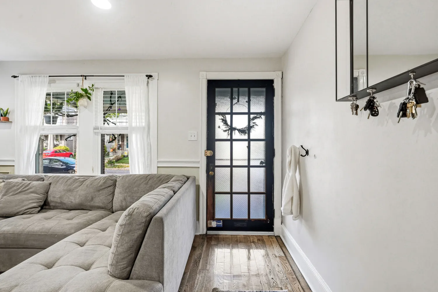 $349,900 | 8129 Hennig Street, Philadelphia, PA 19111