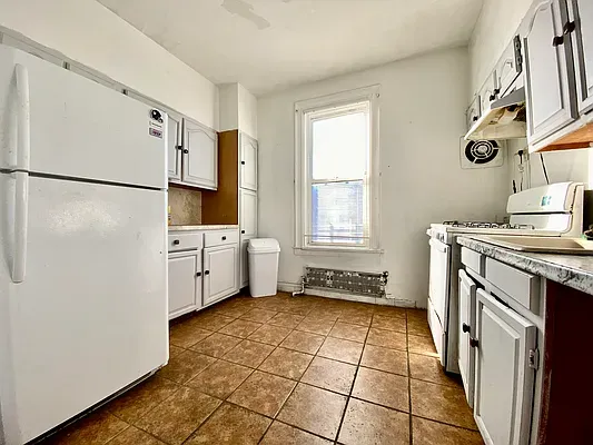 $2,795 | 6825 7th Avenue, Unit 2 | Dyker Heights