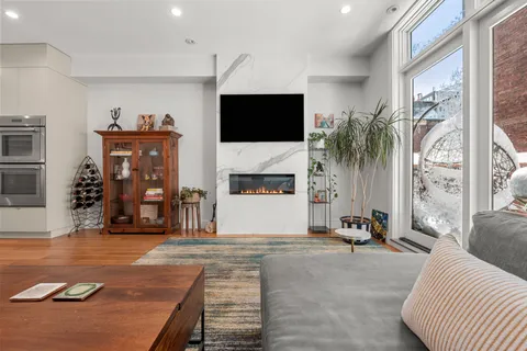 $2,750,000 | 46 Clarendon Street, Unit 1, Boston, MA 02116