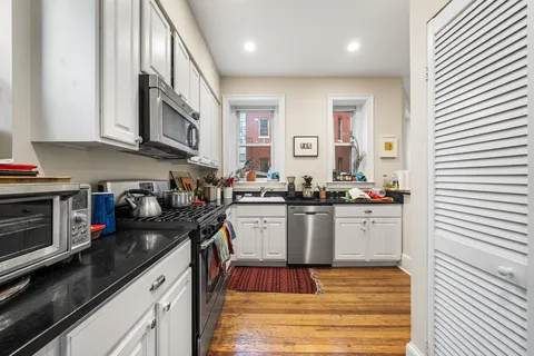 $780,000 | 1423 R Street Northwest, Unit 105, Washington, DC 20009