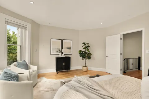 Contact Agent | 127 U Street Northwest, Washington, DC 20001