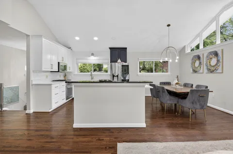 $1,565,000 | 6501 Bannockburn Drive, Bethesda, MD 20817