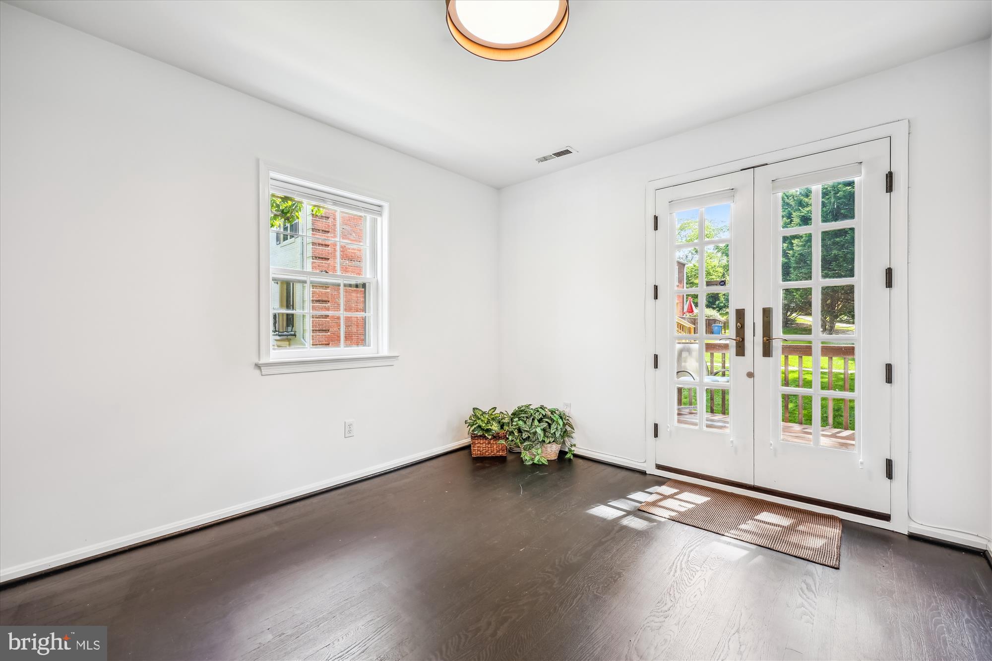 6705 Hillandale Road, Unit 153 Chevy Chase, MD 20815 - Photo 7 of 31