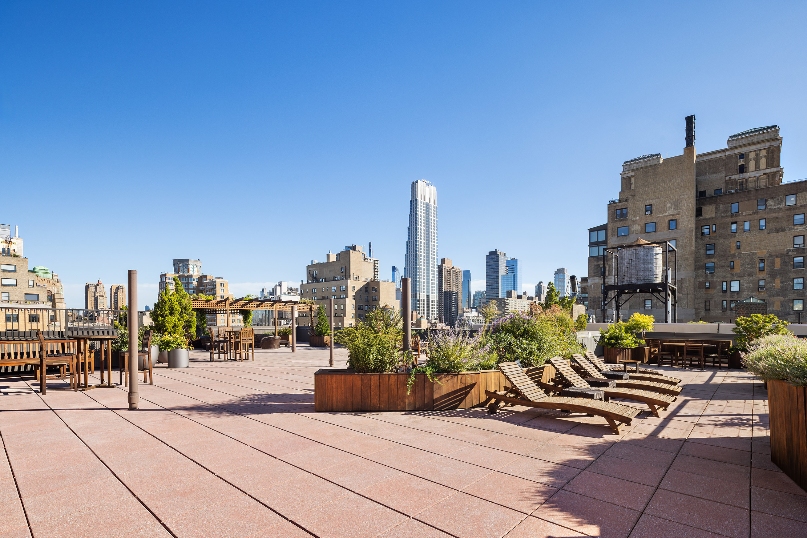 11 Riverside Drive, Unit 10DEE Manhattan, NY 10023 - Photo 12 of 13 Gallery Image 12