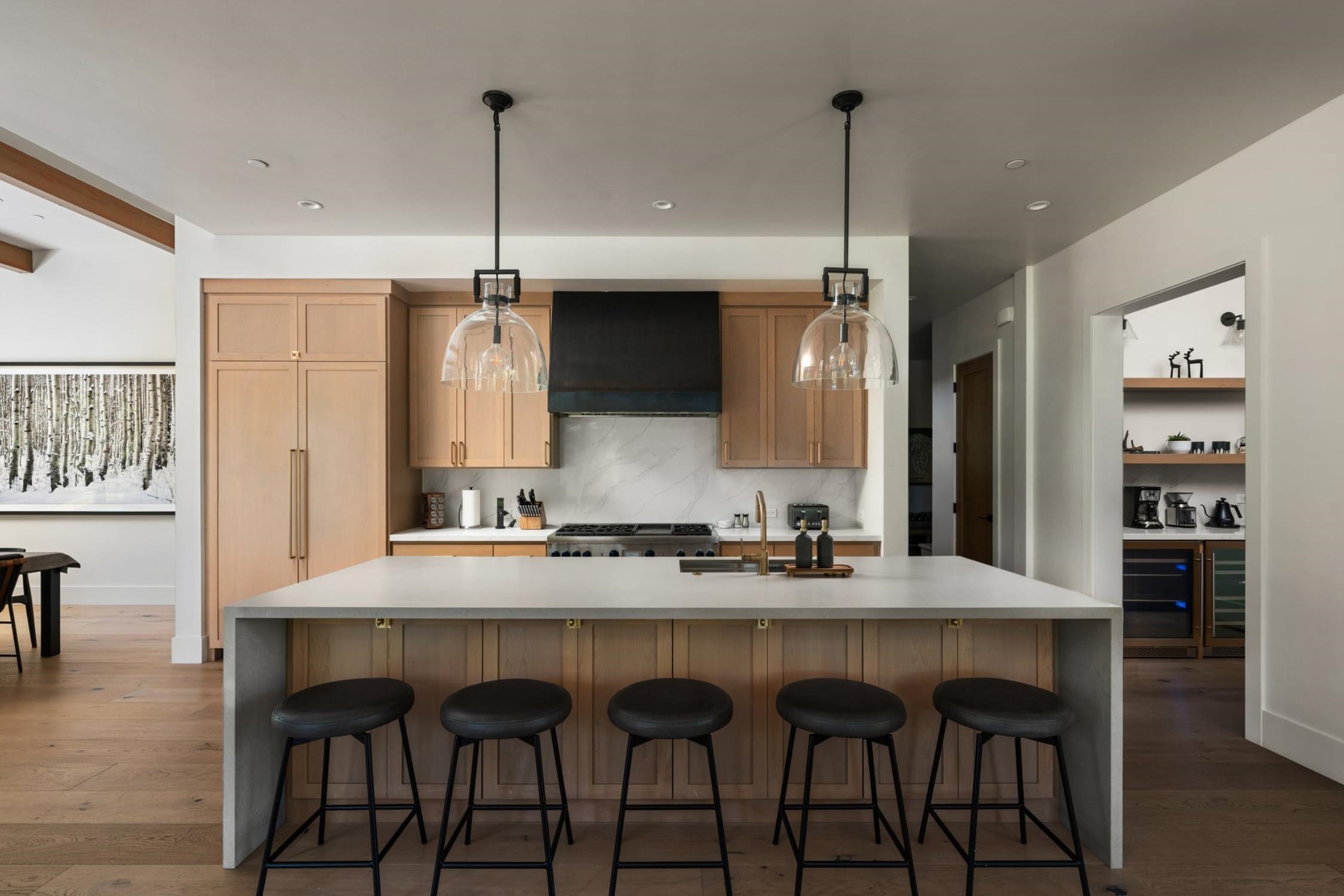 9290 Brae Road Truckee, CA 96161 - Photo 6 of 31 Gallery Image 6