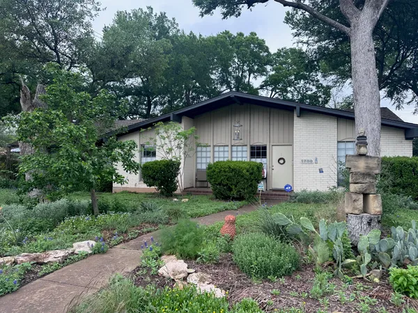 Contact Agent | 1700 Westmoor Drive, Austin, TX 78723