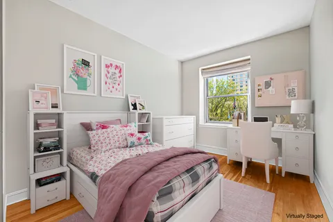 $1,295,000 | 235 West 70th Street, Unit 3FG | Upper West Side