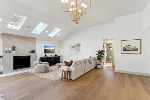 $995,000 | 2508 Comburg Castle Way, Austin, TX 78748