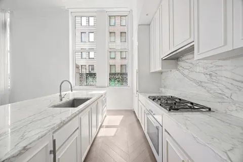 $4,295,000 | 108 Leonard Street, Unit 5A | TriBeCa
