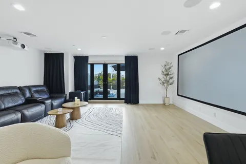 $1,550,000 | 606 Northeast 14th Avenue, Fort Lauderdale, FL 33304