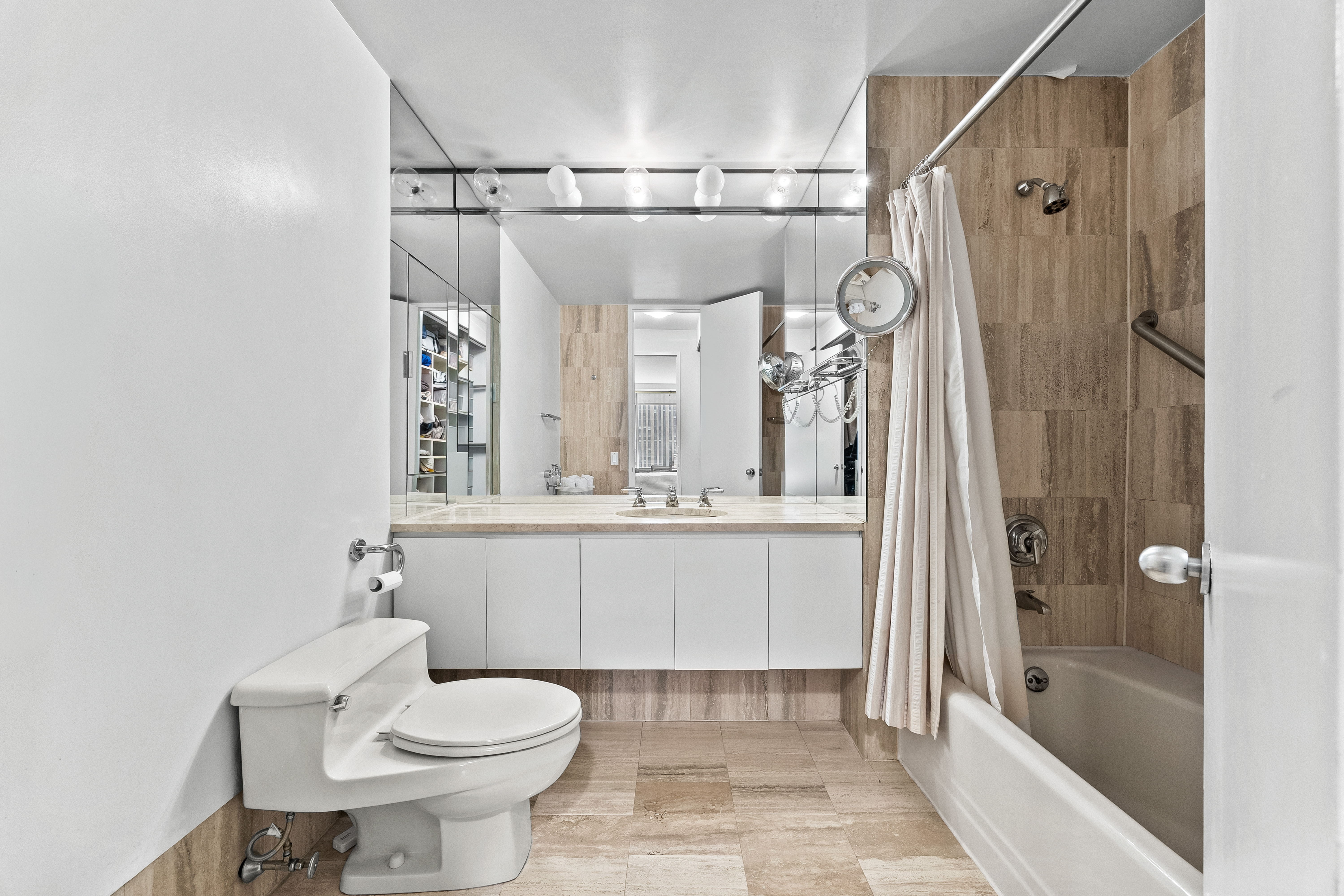 15 West 53rd Street, Unit 19C Manhattan, NY 10019 - Photo 10 of 15
