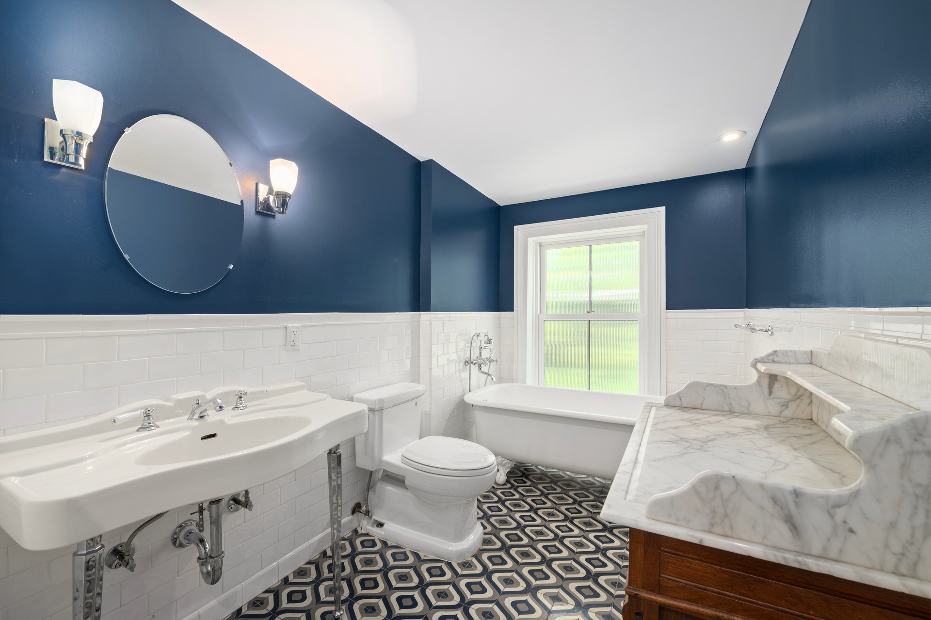 73 St James Place, Unit 2 Brooklyn, NY 11238 - Photo 8 of 15 a bathroom with a sink and a mirror