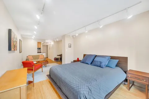$750,000 | 222 West 14th Street, Unit 3L | West Village