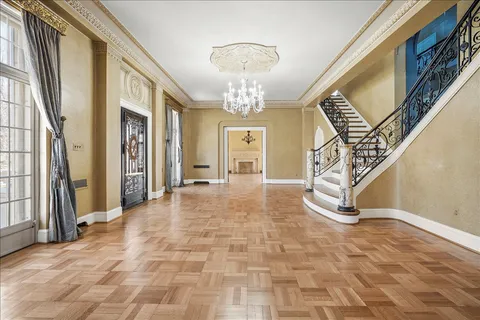 Contact Agent | 3130 Woodland Drive Northwest, Washington, DC 20008