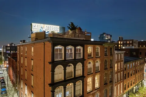 $649,900 | 313-315 North 3rd Street, Unit 5A, Philadelphia, PA 19106