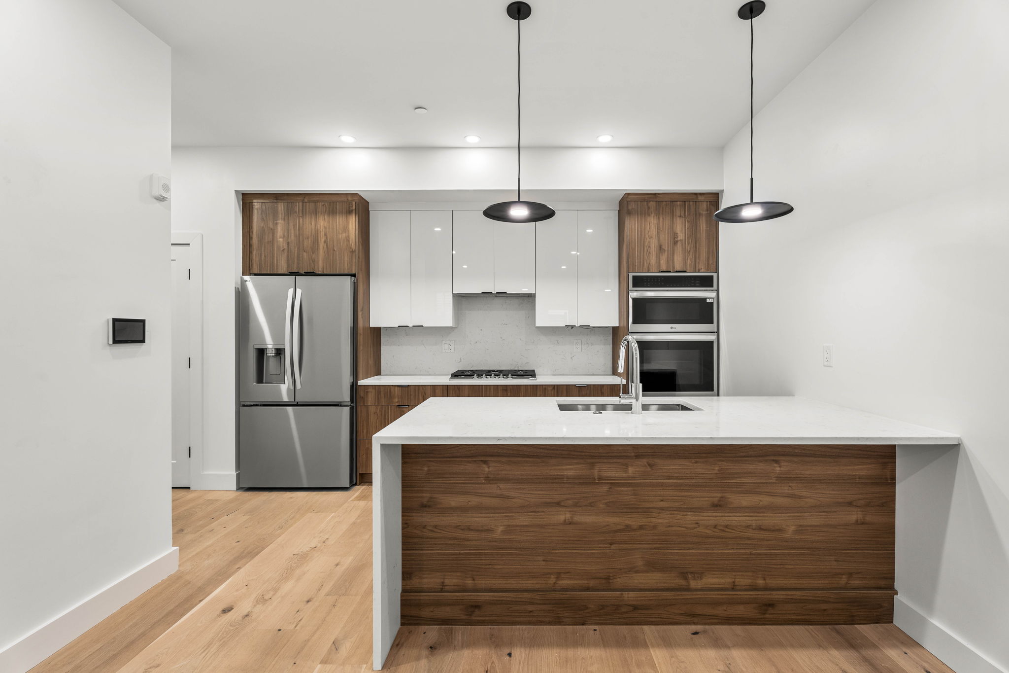47 Condor Street, Unit 202 East Boston, MA 02128 - Photo 3 of 11 Gallery Image 3