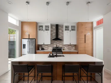 $1,250,000 | 3710 Manorwood Road, Austin, TX 78723