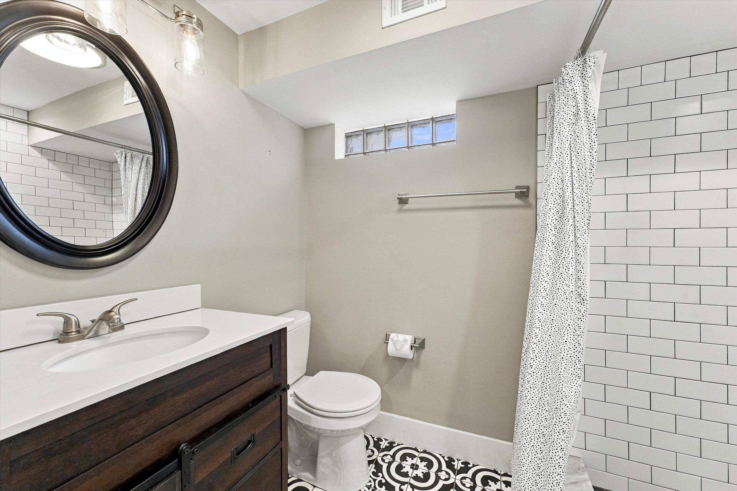 7242 Hill Road Philadelphia, PA 19128 - Photo 27 of 37 Gallery Image 27