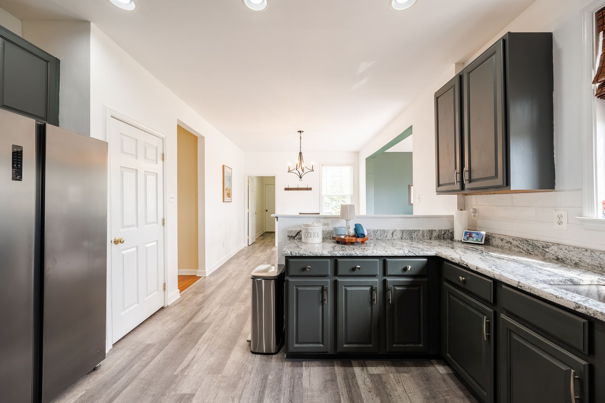 127 Hartman Road Pottstown, PA 19465 - Photo 8 of 42 a kitchen with a sink stove and refrigerator