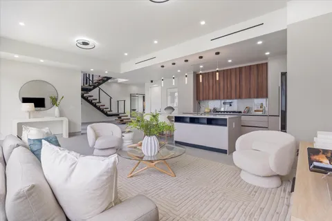 $2,100,000 | 843 - 857 Southwest 14th Court, Fort Lauderdale, FL 33315