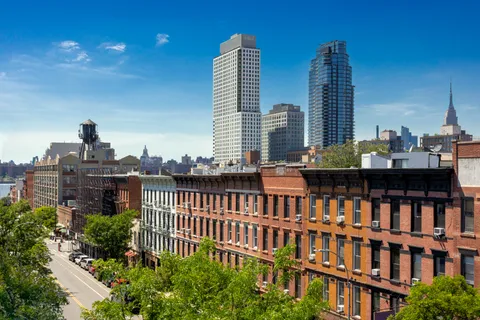 $1,595,000 | 118 Greenpoint Avenue, Unit 3D | Greenpoint