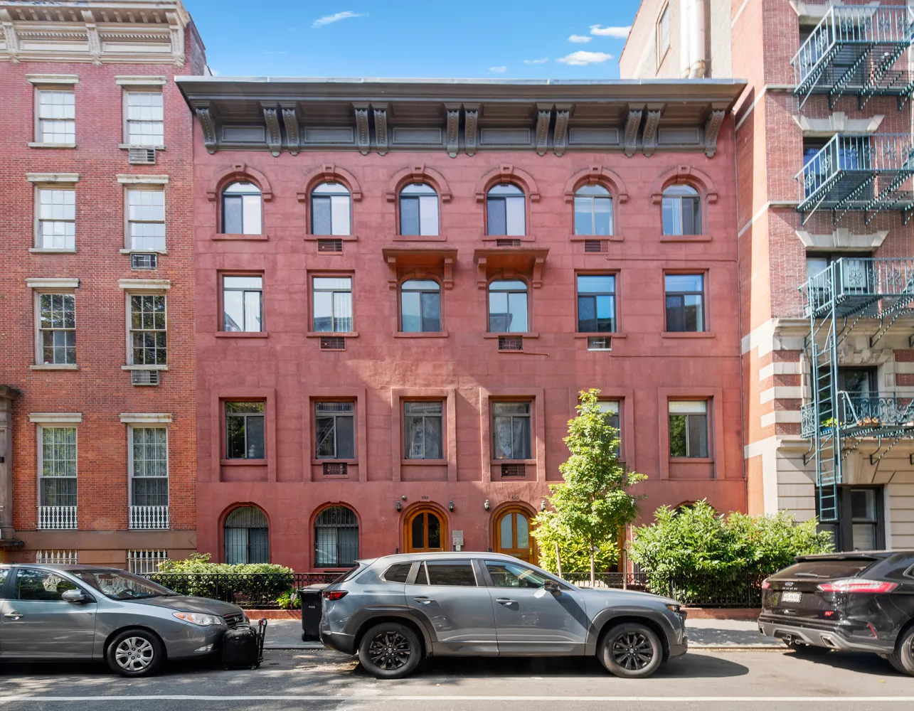 $2,050,000 | 228 West 21st Street, Unit 2 | Chelsea