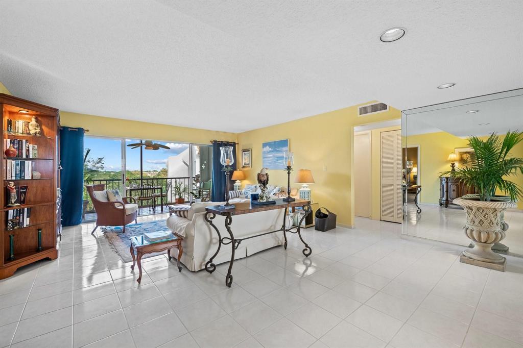 3930 Inverrary Boulevard, Unit 608D Lauderhill, FL 33319 - Photo 25 of 25 Gallery Image 25