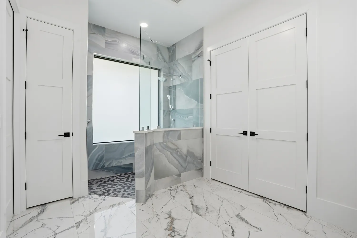 $3,995,900 | 13455 Pond Apple Drive East, Naples, FL 34119