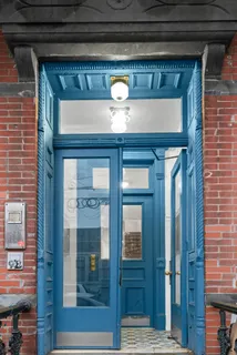 $799,000 | 98 Luquer Street, Unit 2R | Carroll Gardens