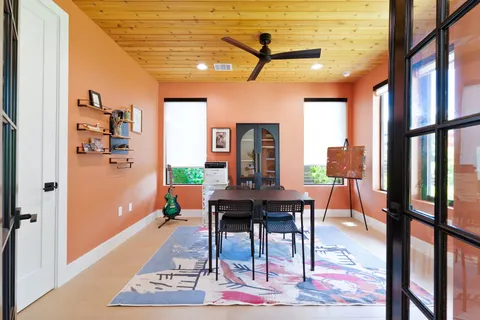$1,275,000 | 2201 East 16th Street, Austin, TX 78702