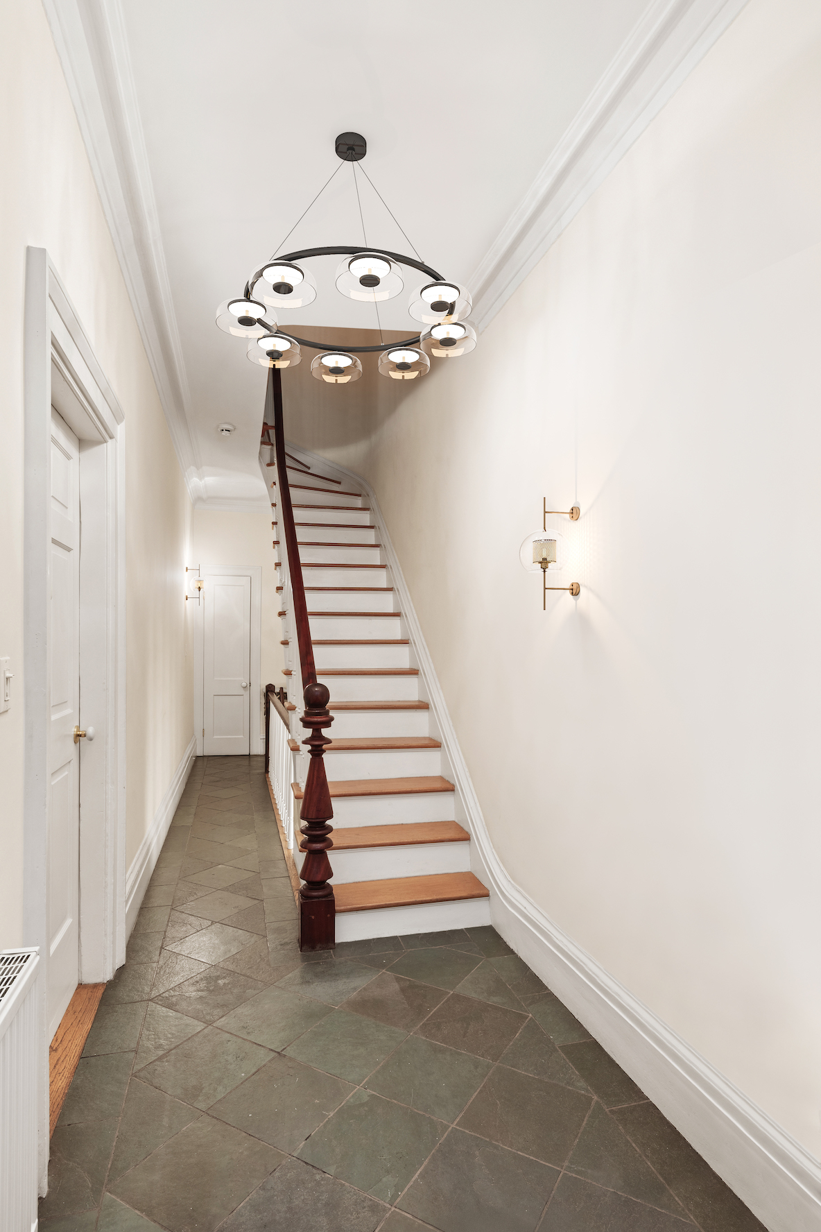 739 Washington Street Manhattan, NY 10014 - Photo 3 of 17