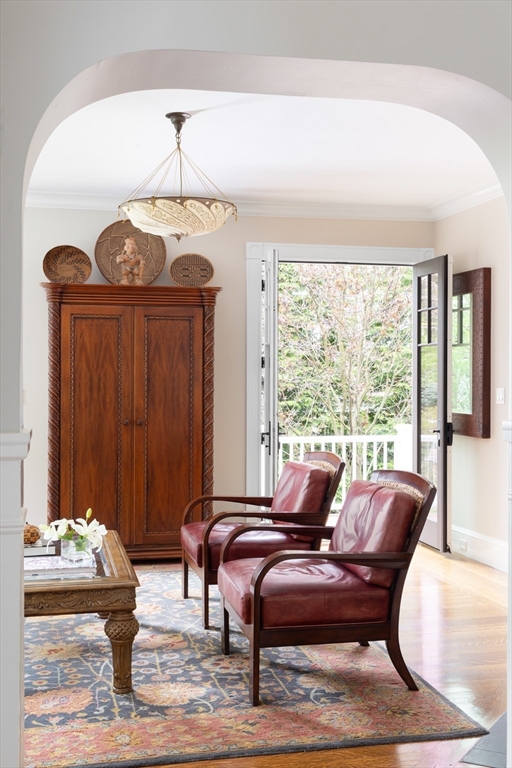 50 Sumner Road Brookline, MA 02445 - Photo 3 of 36 Gallery Image 3
