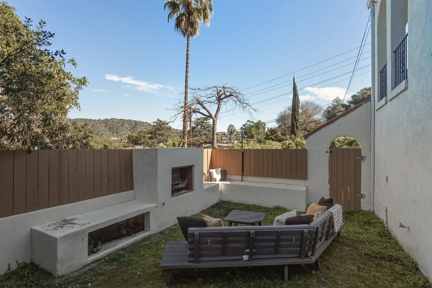 Contact Agent | 4985 Wawona Street, Los Angeles, CA 90041