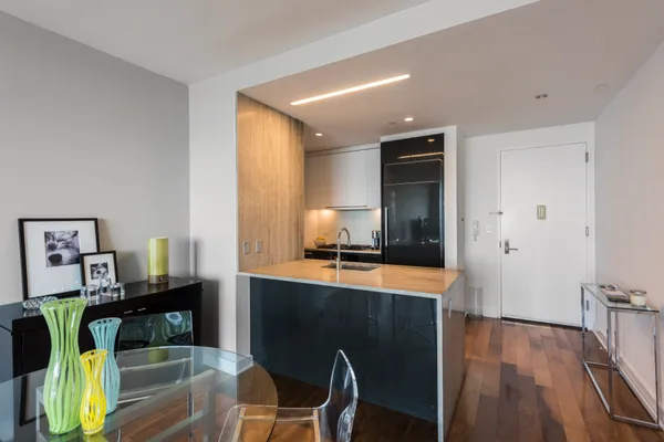 $5,950 | 2 Northside Piers, Unit 20C | Williamsburg