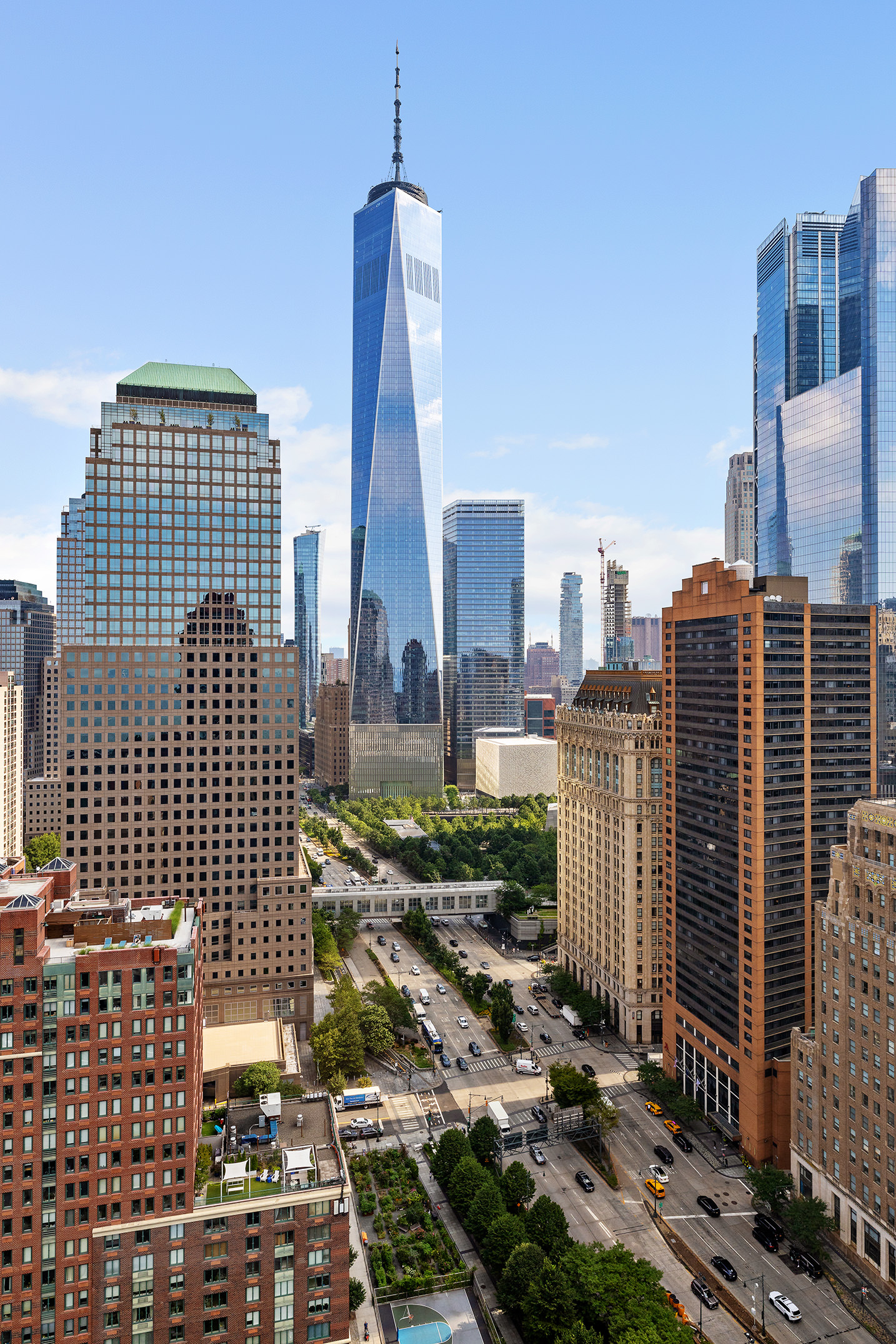 200 Rector Place, Unit 36LM Manhattan, NY 10280 - Photo 2 of 15 a city view