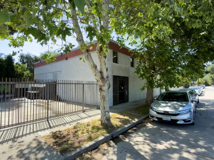 $1,995,000 | 2860 Glenview Avenue, Los Angeles, CA 90039