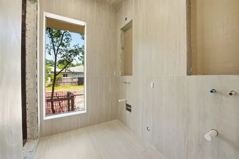 $2,950,000 | 170 Northwest 44th Street, Miami, FL 33127